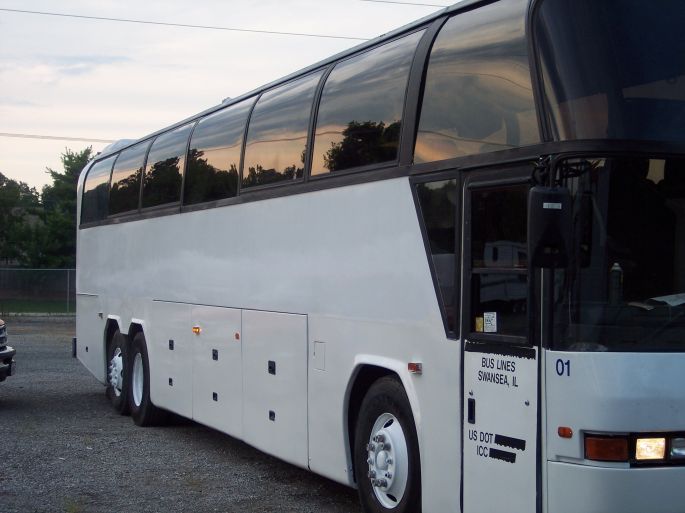 Autobusu noma Daugavpilī Neoplan