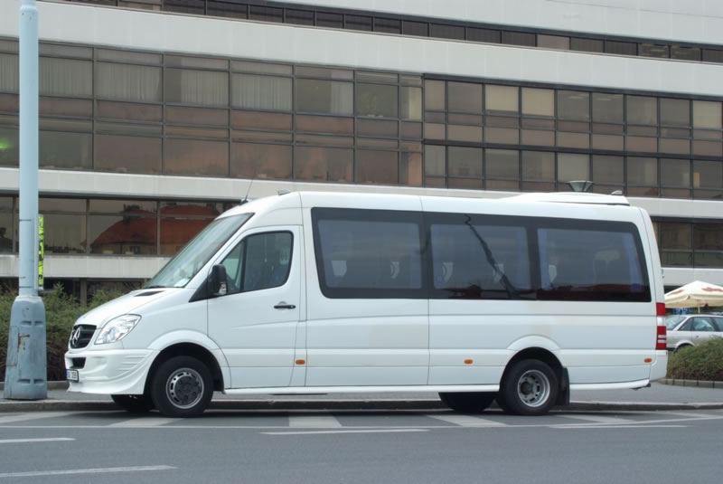 LUX klases mikroautobusu noma Daugavpilī
